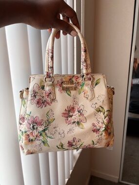 Steve Madden Cream Floral Purse